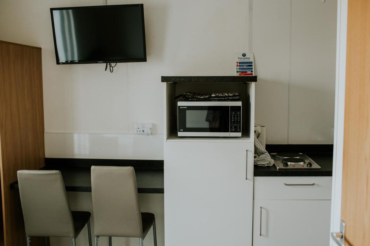 Uist Travel Accommodation Daliburgh  Extérieur photo